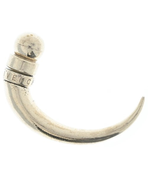 GIVENCHY เจาะ