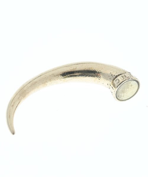 GIVENCHY เจาะ