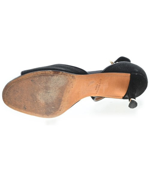 GIVENCHY รองเท้าส้นสูง