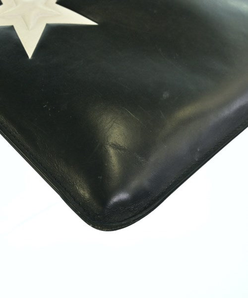 GIVENCHY คลัตช์