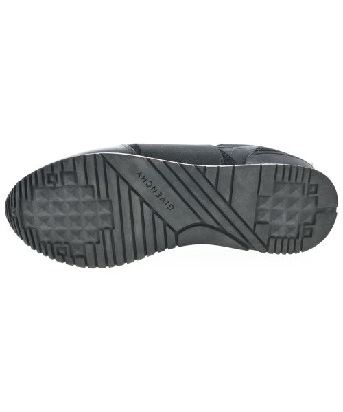 GIVENCHY รองเท้าผ้าใบ