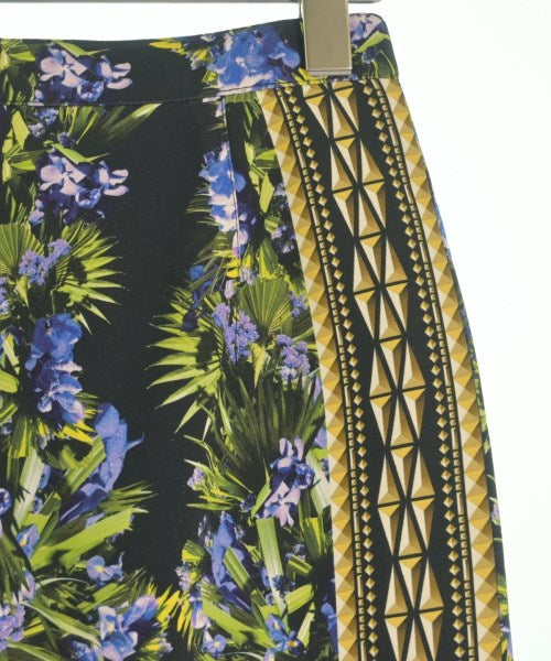 GIVENCHY กระโปรงยาวถึงเข่า