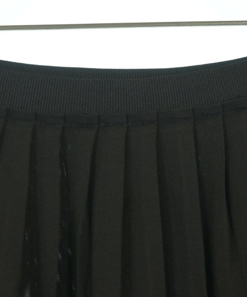 GIVENCHY กระโปรงยาวถึงเข่า