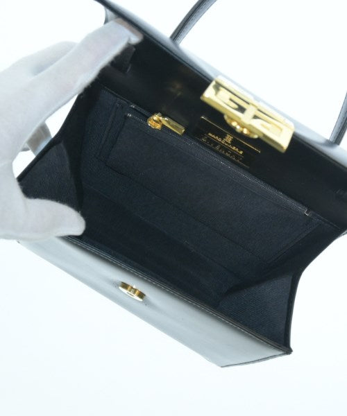 GIVENCHY กระเป๋าถือ