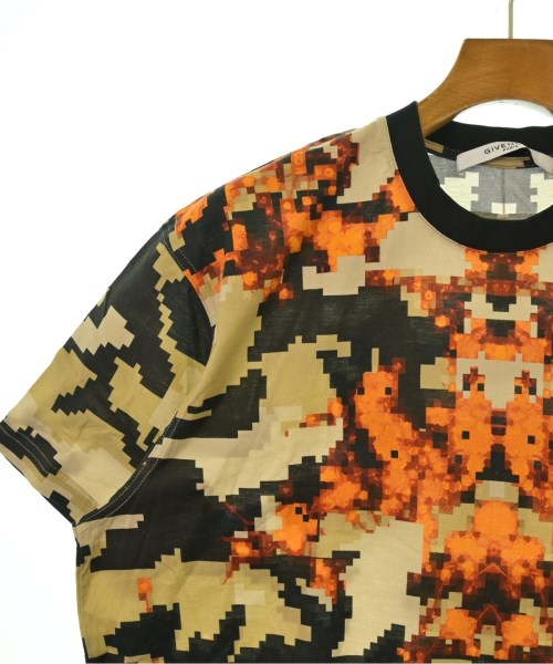 GIVENCHY เสื้อยืด/เสื้อท็อปส์