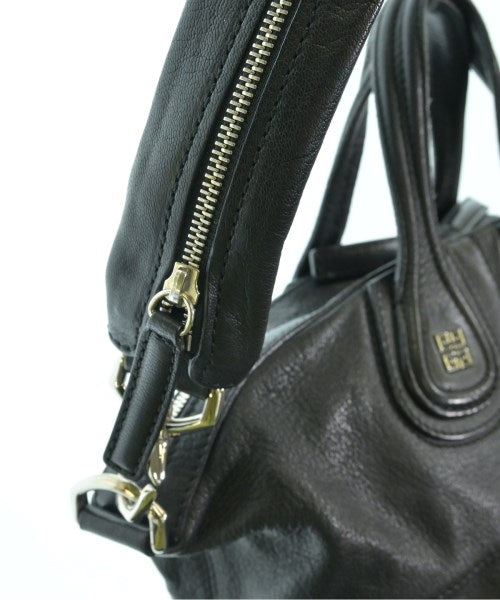 GIVENCHY กระเป๋าถือขนาดใหญ่