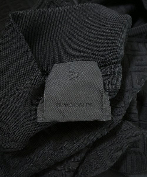 GIVENCHY เสื้อแขนกุด