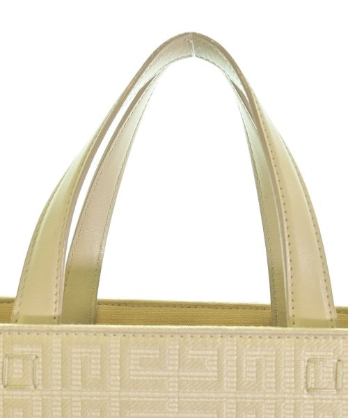 GIVENCHY กระเป๋าถือขนาดใหญ่