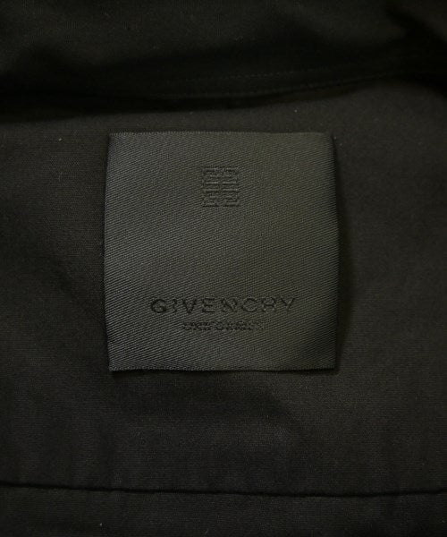 GIVENCHY เสื้อลำลอง