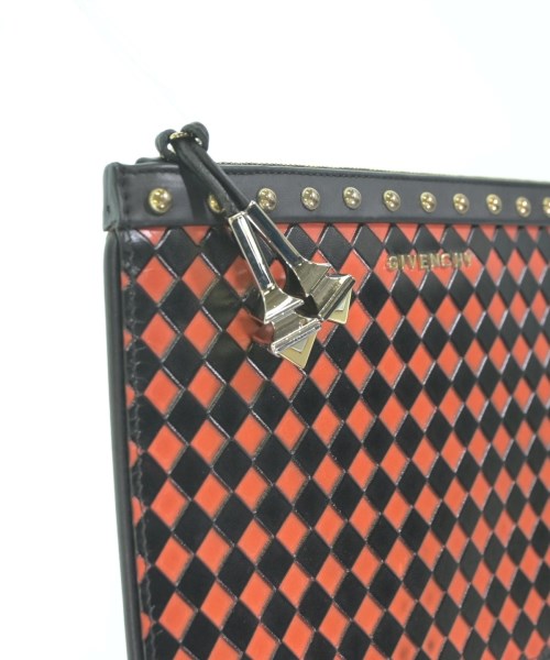 GIVENCHY คลัตช์
