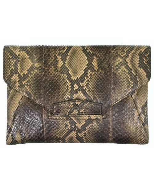 GIVENCHY คลัตช์