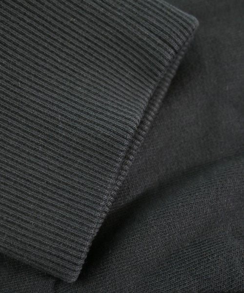 GIVENCHY เสื้อสเวตเตอร์