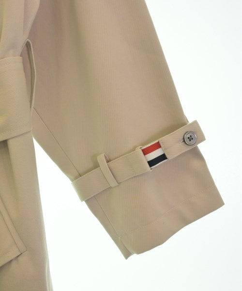 THOM BROWNE เสื้อกันฝน