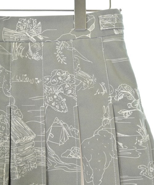 THOM BROWNE กระโปรงยาวถึงเข่า