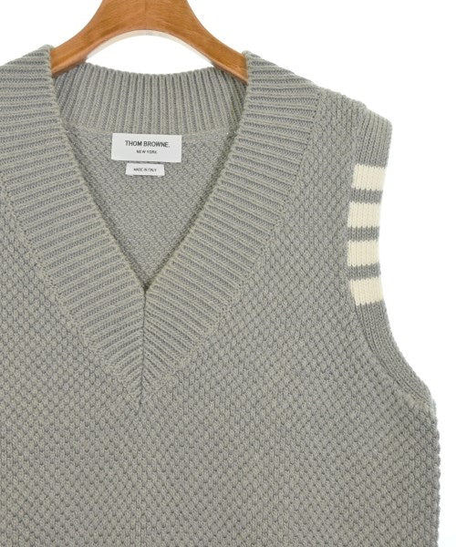 THOM BROWNE เสื้อกั๊ก