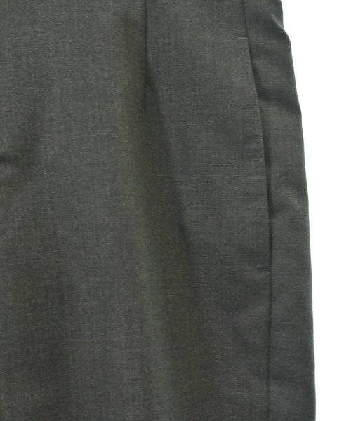 THOM BROWNE กางเกงขาสั้น