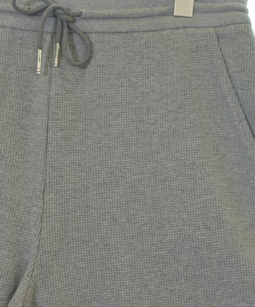 THOM BROWNE กางเกงขาสั้น