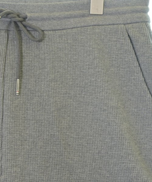 THOM BROWNE กางเกงขาสั้น