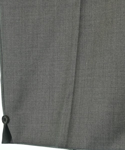 THOM BROWNE กางเกงขาสั้น