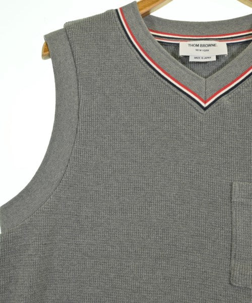 THOM BROWNE เสื้อกั๊ก