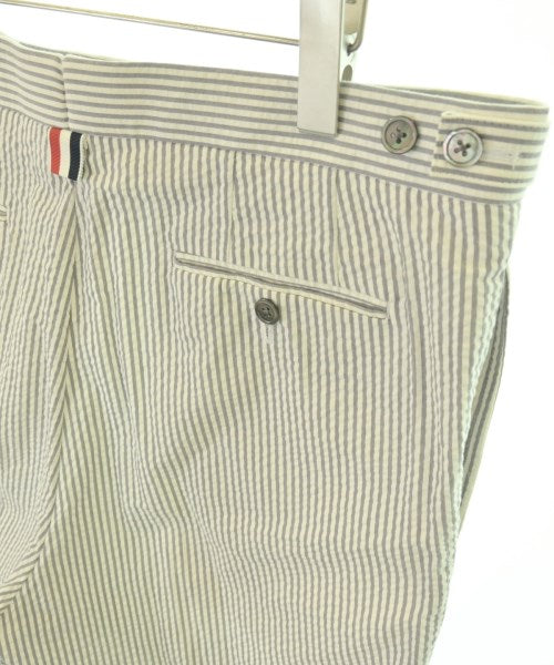 THOM BROWNE กางเกงขาสั้น