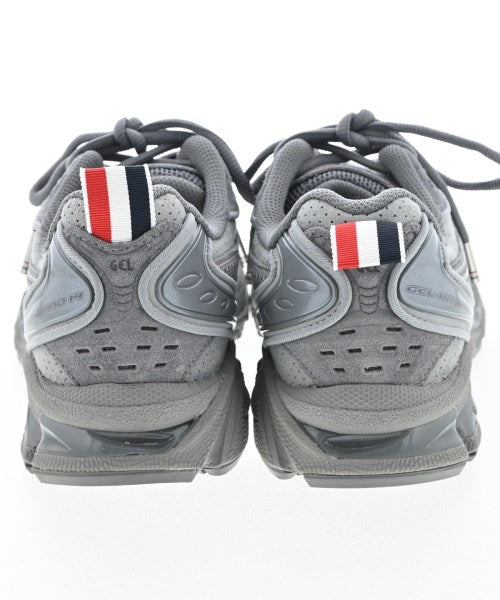 THOM BROWNE รองเท้าผ้าใบ