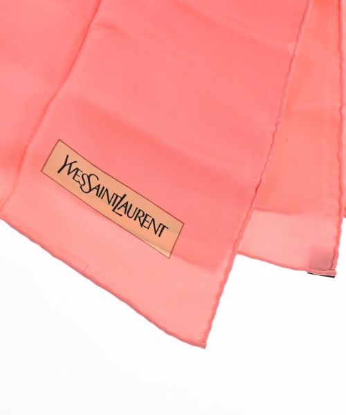 YVES SAINT LAURENT ผ้าพันคอ