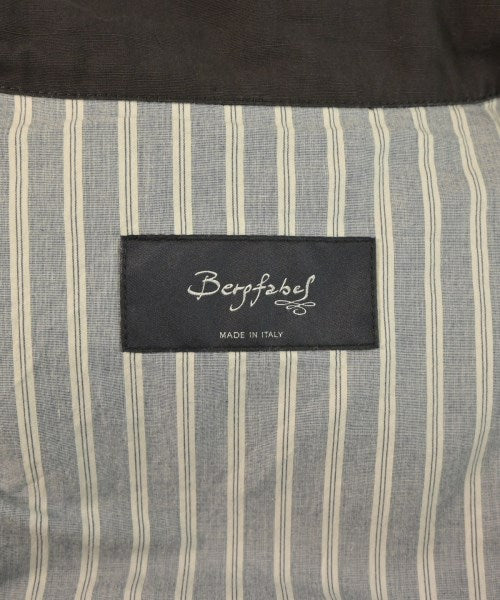 bergfabel เสื้อโค้ท