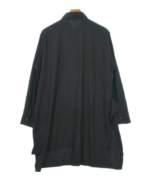 Ground Y เสื้อลำลอง