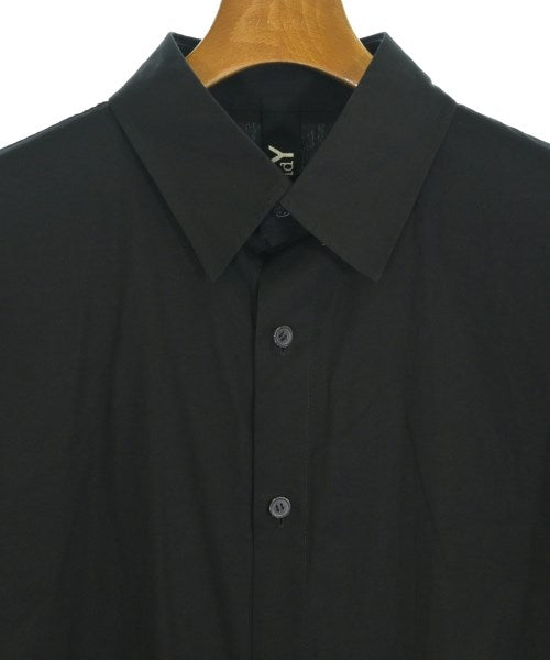 Ground Y เสื้อลำลอง