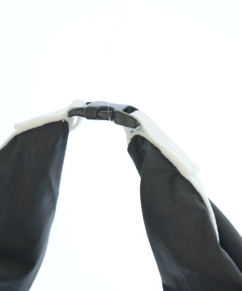 Ground Y เป้สะพายหลัง