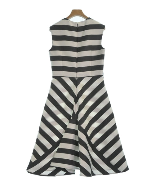 CAROLINA HERRERA ชุดเดรส