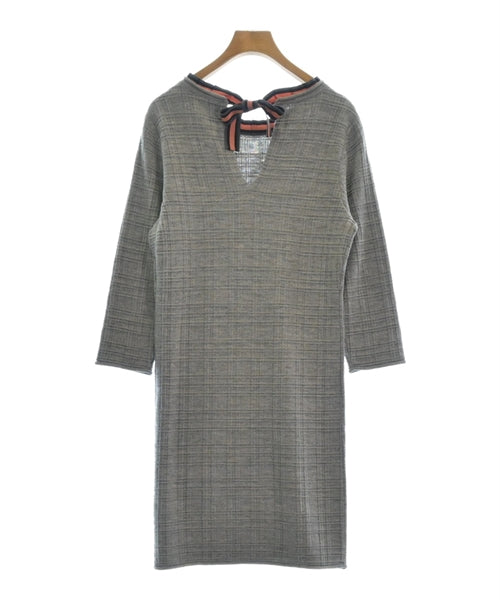 Mademoiselle TARA ชุดเดรส