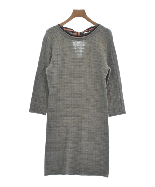 Mademoiselle TARA ชุดเดรส