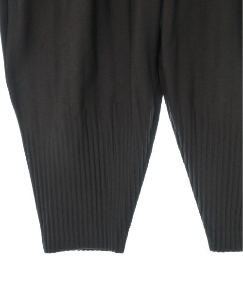 HOMME PLISSE กางเกง อื่น