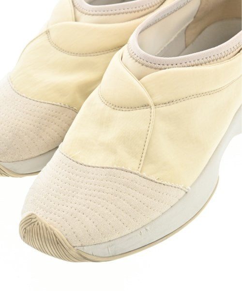 HOMME PLISSE รองเท้าผ้าใบ