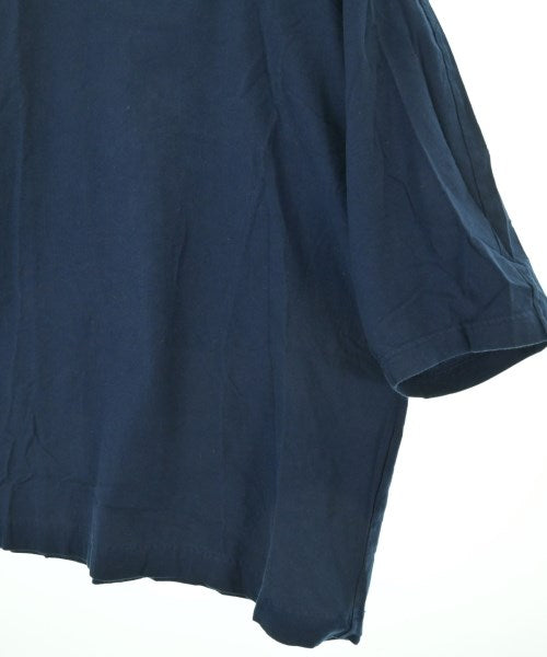 HOMME PLISSE เสื้อยืด/เสื้อท็อปส์