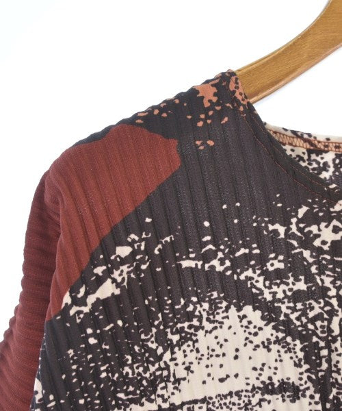 HOMME PLISSE เสื้อยืด/เสื้อท็อปส์