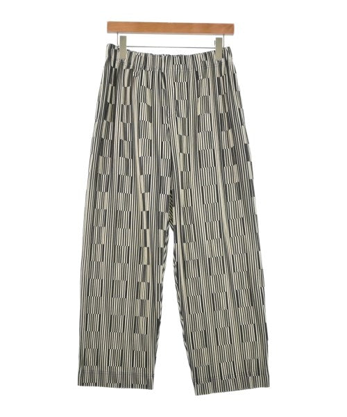 HOMME PLISSE กางเกง อื่น