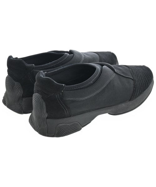 HOMME PLISSE รองเท้าผ้าใบ