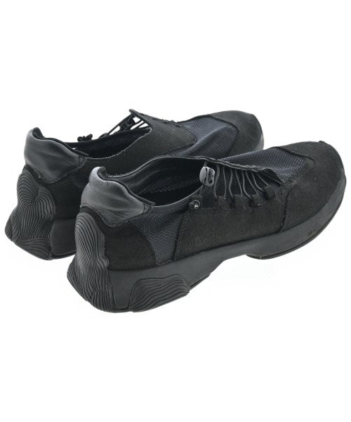 HOMME PLISSE รองเท้าผ้าใบ