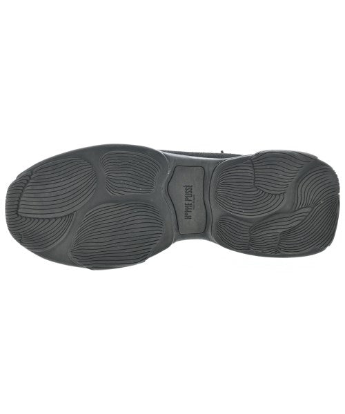 HOMME PLISSE รองเท้าผ้าใบ