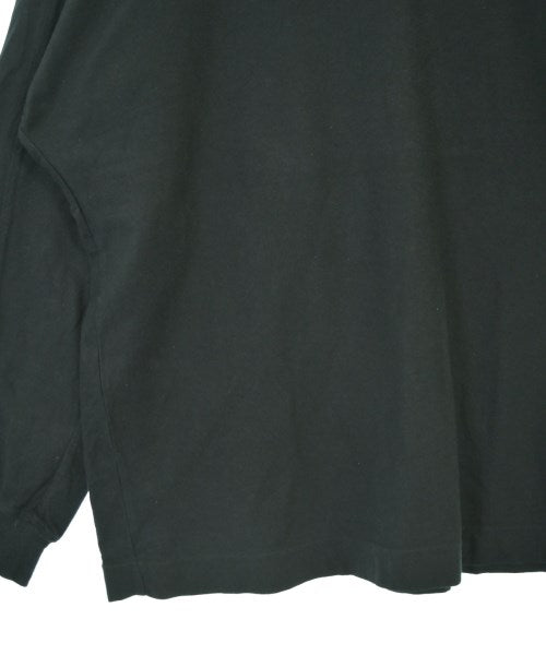 HOMME PLISSE เสื้อยืด/เสื้อท็อปส์