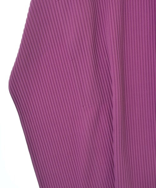 HOMME PLISSE เสื้อยืด/เสื้อท็อปส์