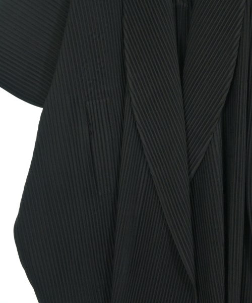 HOMME PLISSE เสื้อโค้ท อื่น
