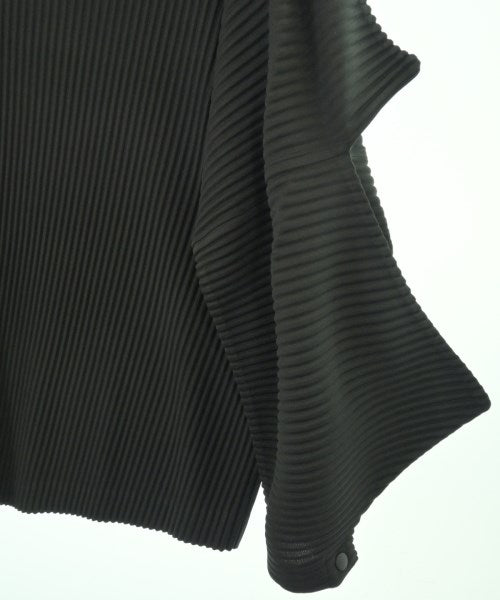 HOMME PLISSE เสื้อยืด/เสื้อท็อปส์