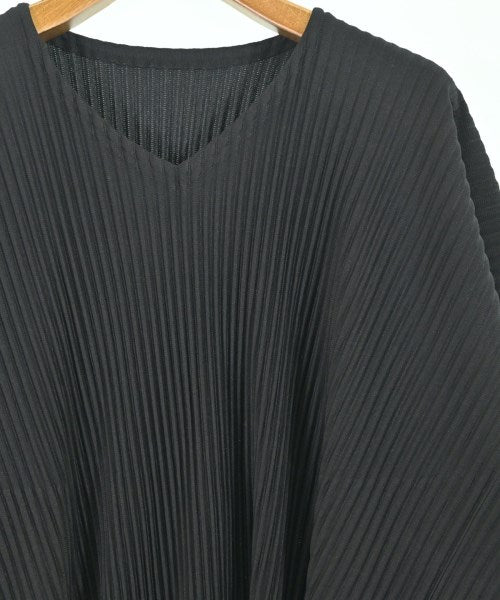 HOMME PLISSE เสื้อยืด/เสื้อท็อปส์