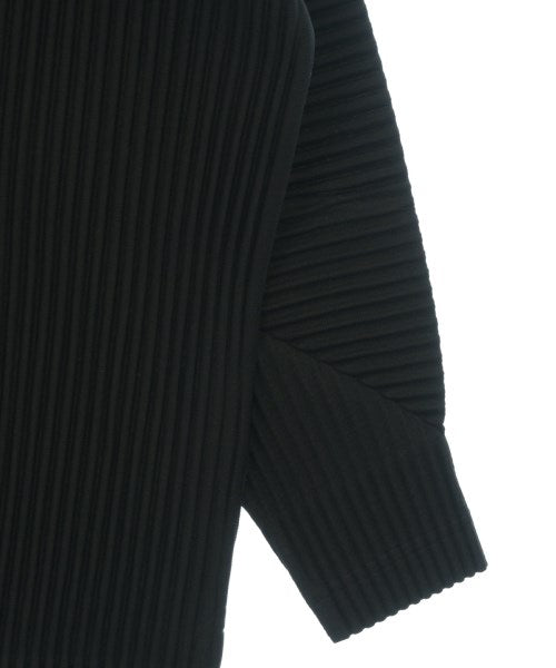 HOMME PLISSE เสื้อยืด/เสื้อท็อปส์