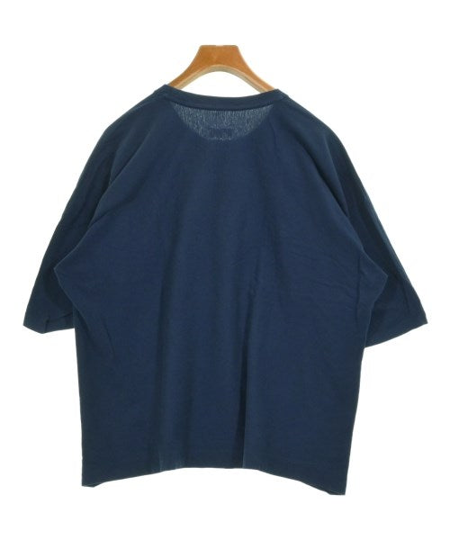 HOMME PLISSE เสื้อยืด/เสื้อท็อปส์