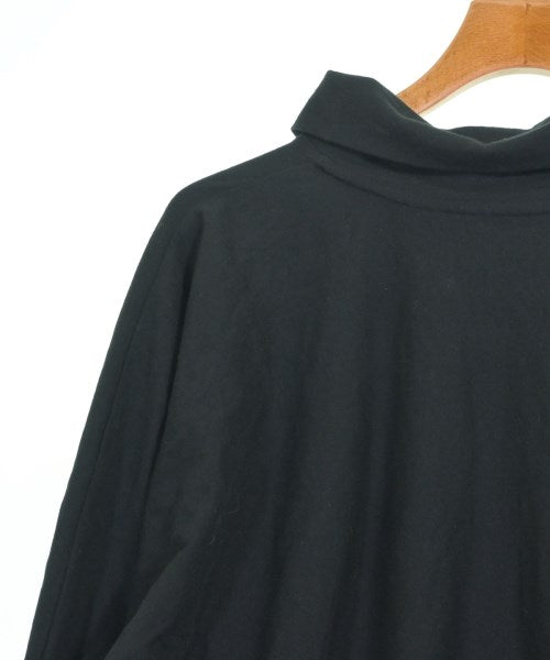 HOMME PLISSE เสื้อยืด/เสื้อท็อปส์